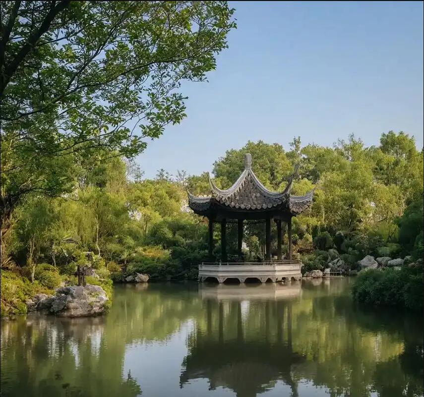 福建秋荷餐饮有限公司